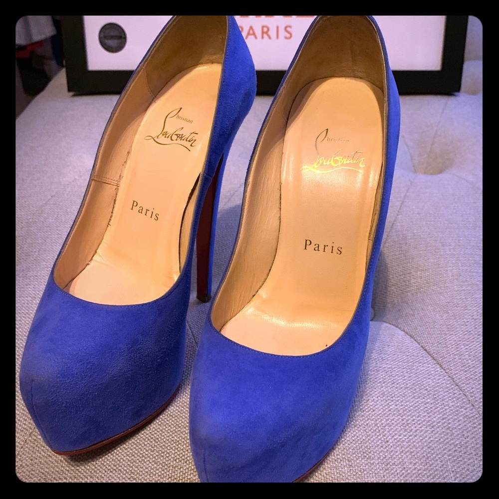 Christian Louboutin Daffodile Suede Heel Pump